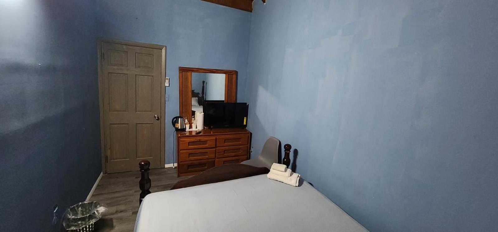 Jj Guest House Branns Hamlet 外观 照片