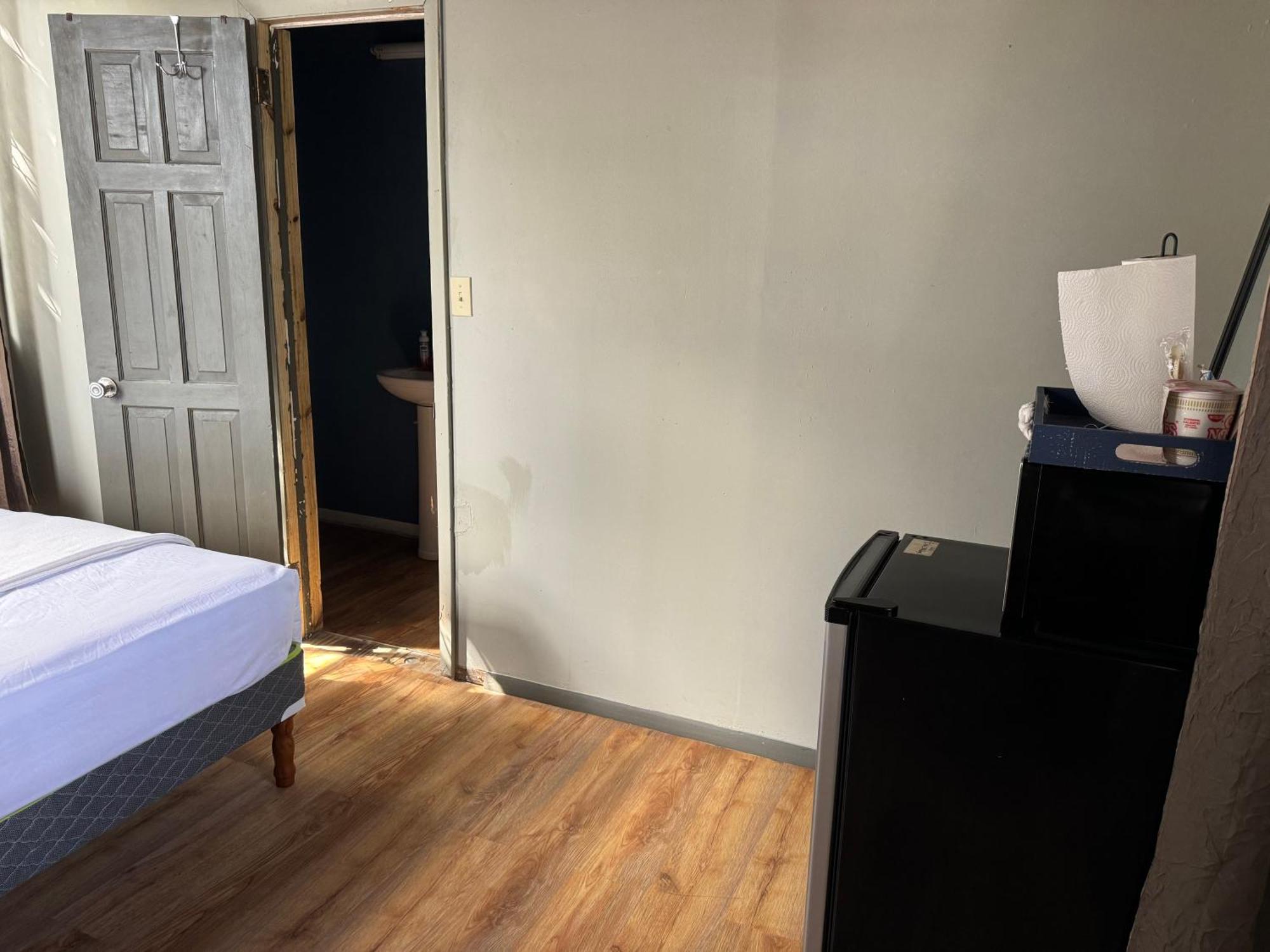 Jj Guest House Branns Hamlet 外观 照片